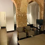 Διαμέρισμα Hostmate - - Via Cirillo - Arco Della Pace